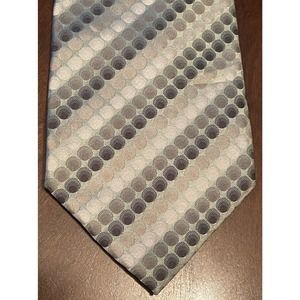 Van Heusen Hand Made 100% Silk Men’s Neck Tie Made In China